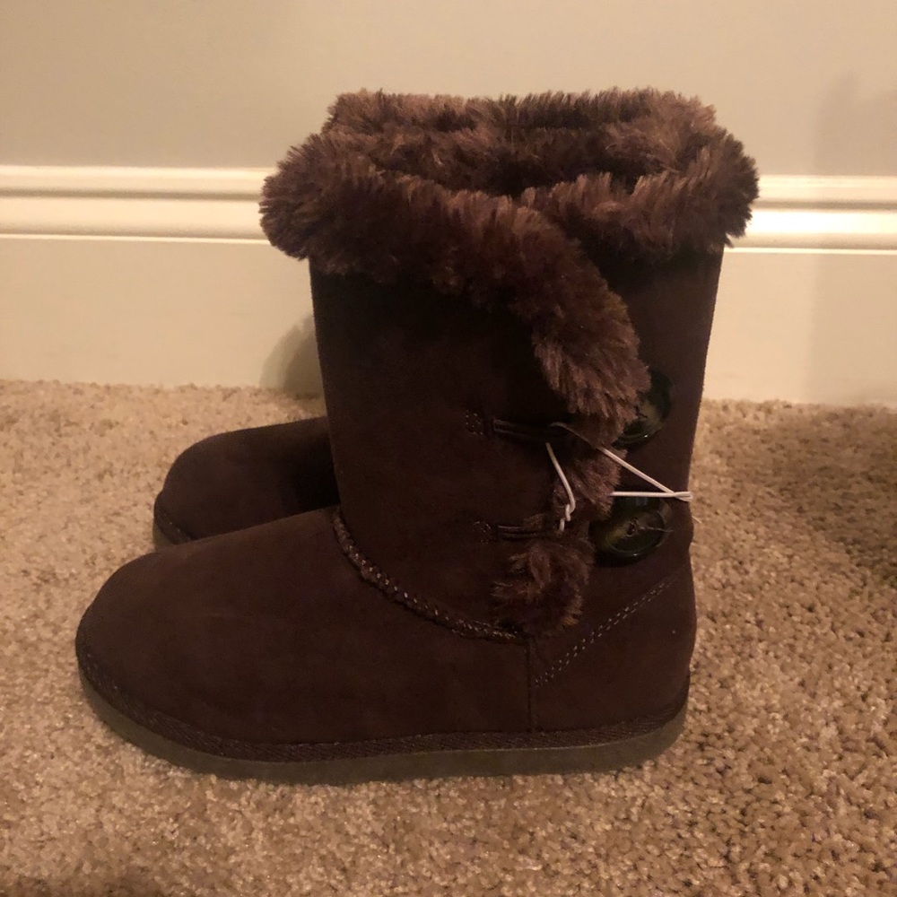 NWT brown girls suede boots. Size 1